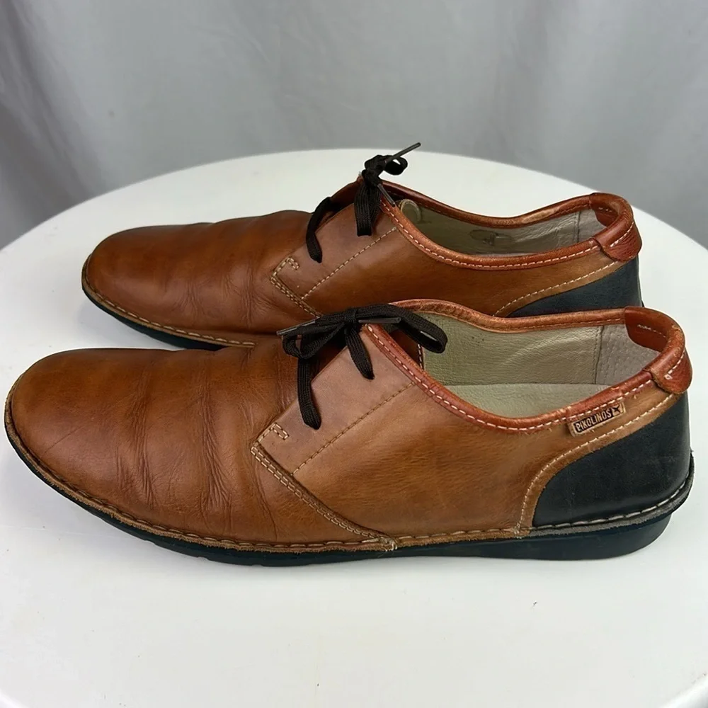 Pikolinos Men’s Leather Tan and Navy Lace-Up  Derby Shoe